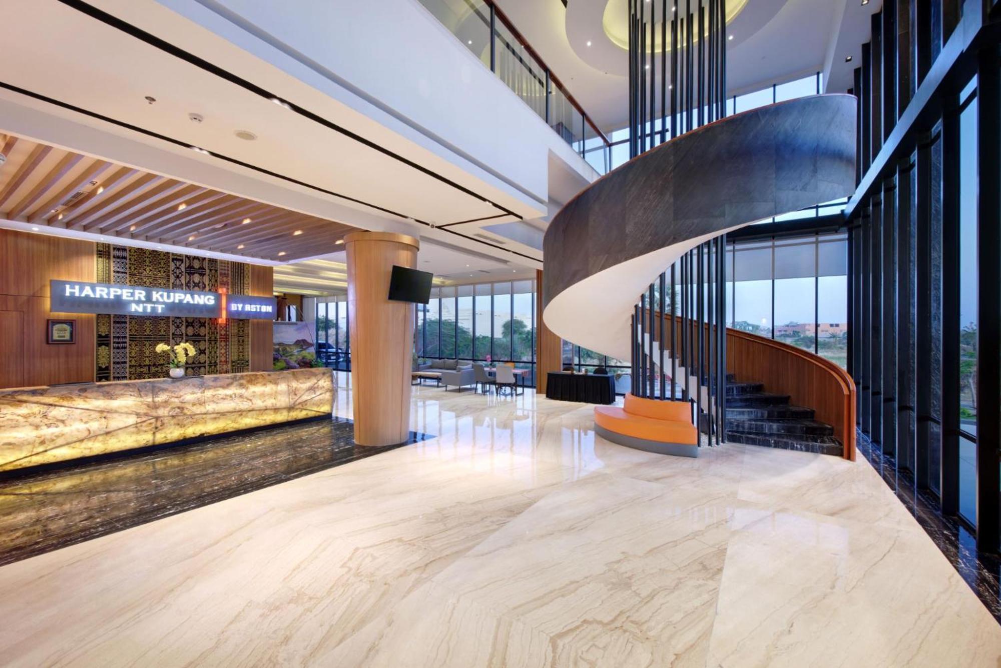 Harper Kupang By Aston Hotel Luaran gambar